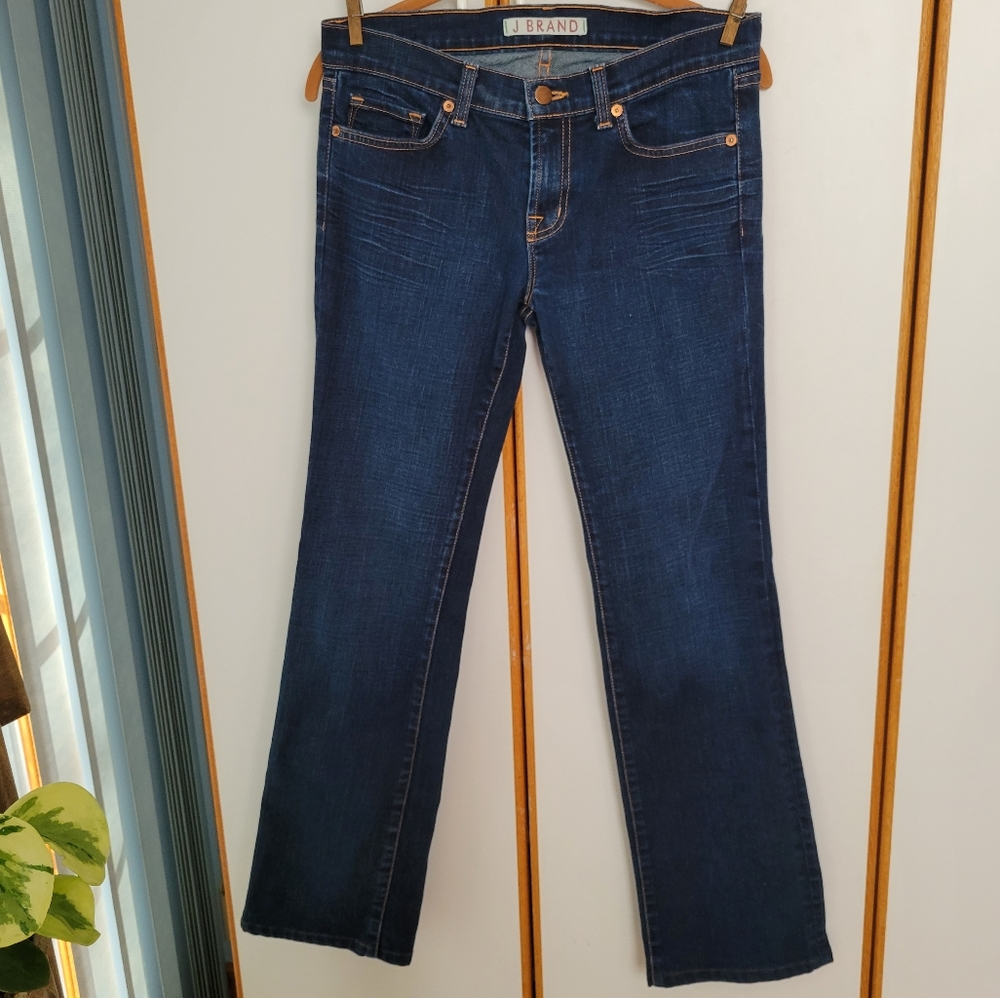 JBrand Dark Wash Straight Bootcut Jeans 28